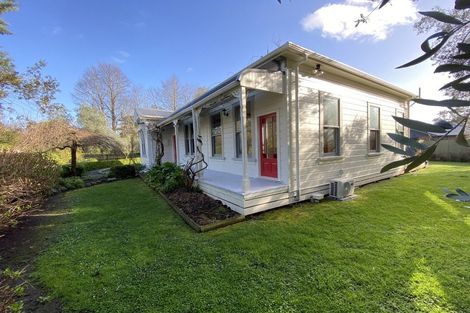 Photo of property in 97 Kuratawhiti Street, Greytown, 5794