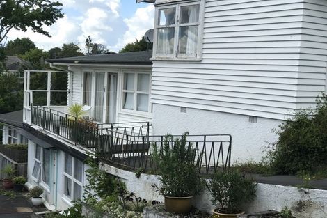 Photo of property in 28 Hillcrest Road, Hillcrest, Hamilton, 3216