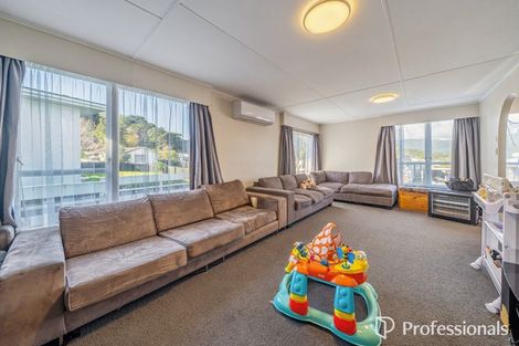 Photo of property in 55 Kairanga Crescent, Wainuiomata, Lower Hutt, 5014