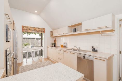 Photo of property in 103c Waimairi Road, Ilam, Christchurch, 8041