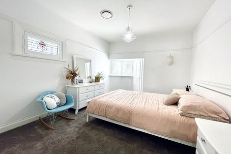 Photo of property in 166 Tasman Street, Mount Cook, Wellington, 6021