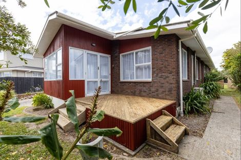 Photo of property in 40 Somerset Crescent, Highbury, Palmerston North, 4412