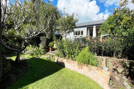 Photo of property in 26 Egremont Street, Belmont, Auckland, 0622