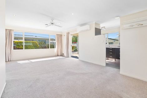 Photo of property in 16 Ross Street, Roslyn, Dunedin, 9010