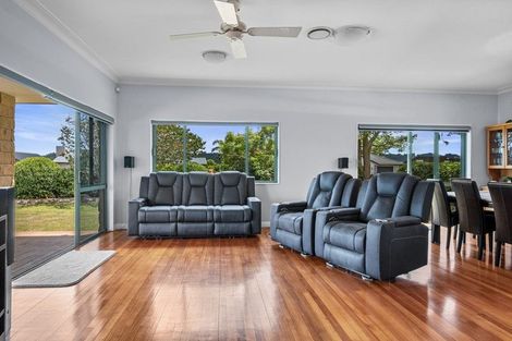 Photo of property in 29 Sunny Crescent, Huapai, Kumeu, 0810