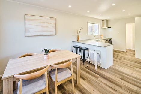 Photo of property in 18 Eastview Grove, Normandale, Lower Hutt, 5010