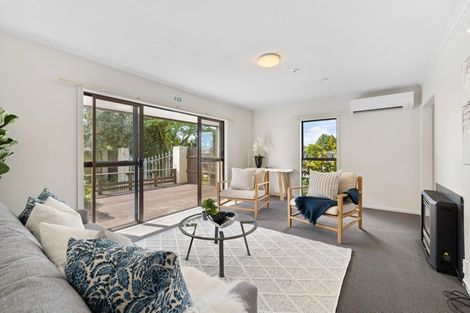 Photo of property in 5 Loreto Place, Hornby, Christchurch, 8042