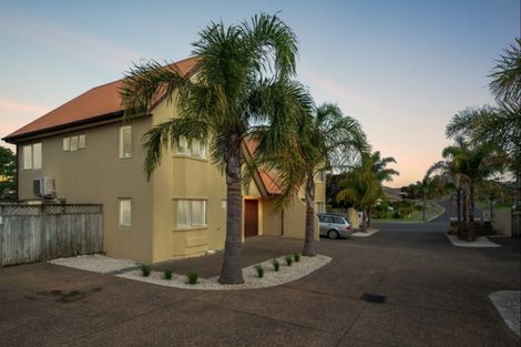 Photo of property in 2/137 Lakeside Drive, Orewa, 0931