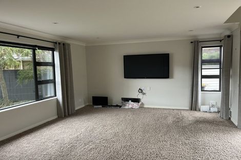 Photo of property in 10 Sun Valley Way, Wainuiomata, Lower Hutt, 5014