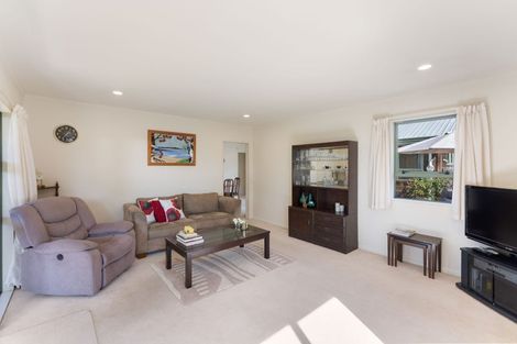 Photo of property in 243 Te Moana Road, Waikanae, 5036