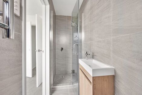 Photo of property in 345 Pakuranga Road, Pakuranga Heights, Auckland, 2010