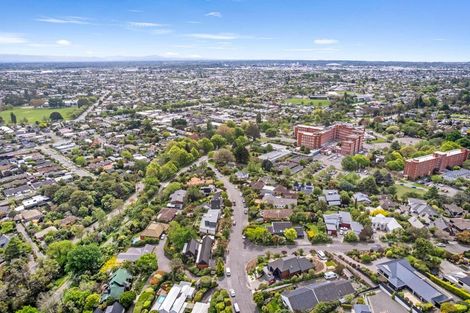 Photo of property in 19 Bengal Drive, Cashmere, Christchurch, 8022