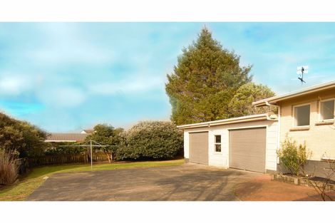 Photo of property in 53 Sandspit Road, Waiuku, 2123