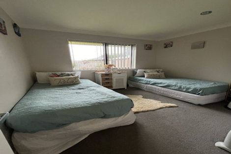 Photo of property in 33 Ripple Grove, Waiuku, 2123