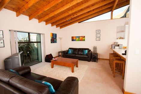 Photo of property in 20f1 Rotoiti Street, Johnsonville, Wellington, 6037
