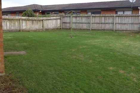 Photo of property in 108 Pitt Avenue, Clendon Park, Auckland, 2103