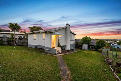 Photo of property in 1/33 Lavelle Road, Henderson, Auckland, 0612