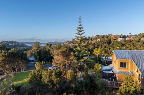 Photo of property in 43 Hihitahi Rise, Paihia, 0200