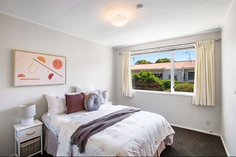 Photo of property in 28a Cypress Grove, Paraparaumu, 5032