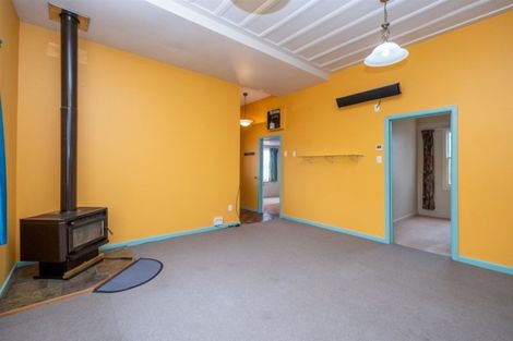 Photo of property in 3 Orlando Street, Stratford, 4332