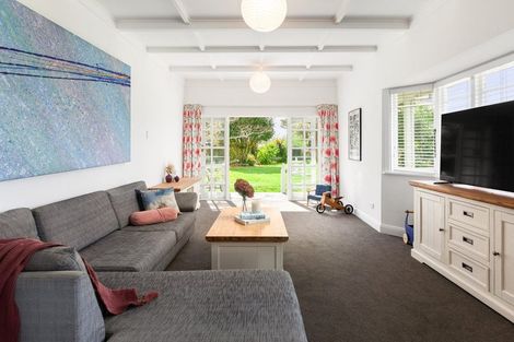 Photo of property in 4 Crossley Street, Katikati, 3129