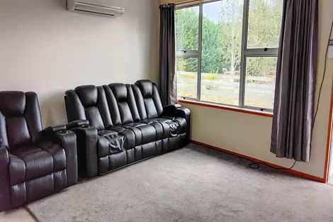Photo of property in 92 Henry Street, Waikouaiti, 9510
