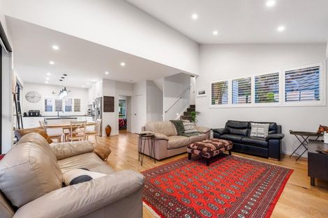Photo of property in 17a Constable Lane, West Harbour, Auckland, 0618