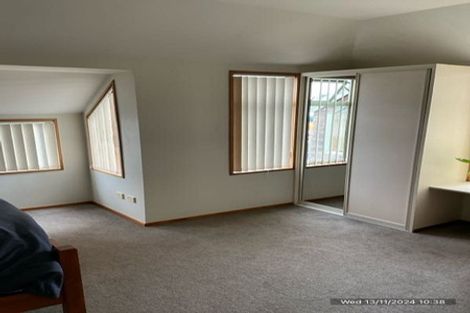 Photo of property in 15 Brockworth Place, Riccarton, Christchurch, 8011