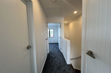 Photo of property in 7/28 Lavelle Road, Henderson, Auckland, 0612
