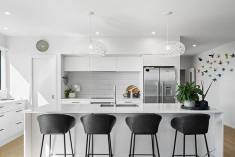 Photo of property in 9 Centre Crescent, Wanaka, 9305