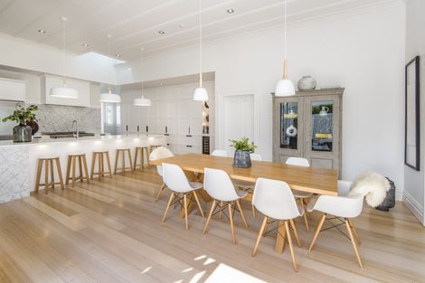 Photo of property in 7 Summer Street, Stanley Point, Auckland, 0624