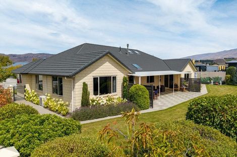 Photo of property in 10 Larch Crescent, Alexandra, 9320