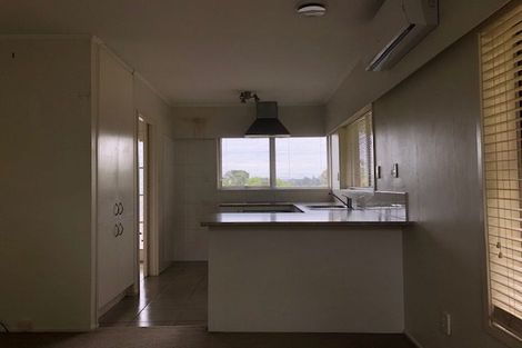 Photo of property in 2/19 Park Hill Road, Birkenhead, Auckland, 0626