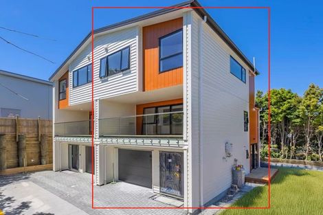 Photo of property in 6/20 William Souter Street, Forrest Hill, Auckland, 0620