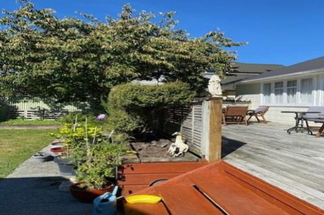 Photo of property in 21 Sandford Street, Trentham, Upper Hutt, 5018