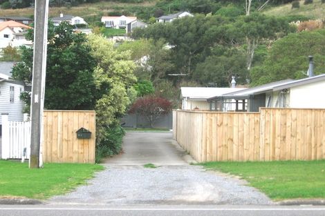 Photo of property in 61b Elizabeth Street, Waikanae, 5036