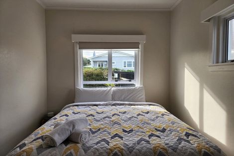 Photo of property in 8 Henui Street, Strandon, New Plymouth, 4312