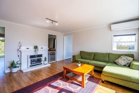 Photo of property in 17 Kaka Road, Raumati Beach, Paraparaumu, 5032