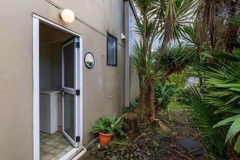 Photo of property in 53 Rua Road, Glen Eden, Auckland, 0602