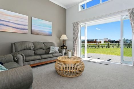 Photo of property in 1 Kotare Grove, Cambridge, 3434