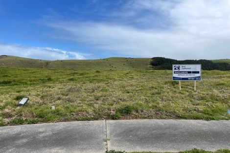 Photo of property in 7 Snapper Street, Baylys Beach, 0377