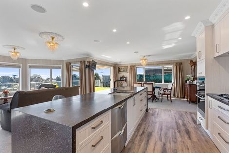 Photo of property in 9a Manukaka Heights, Hurdon, New Plymouth, 4310