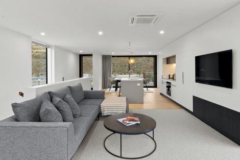 Photo of property in 16 Station Bay Rise, Lake Tekapo, 7999