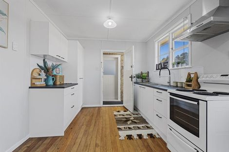 Photo of property in 6 Victoria Street, Waitara, 4320