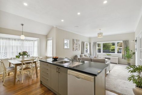 Photo of property in 337 Karori Road, Karori, Wellington, 6012