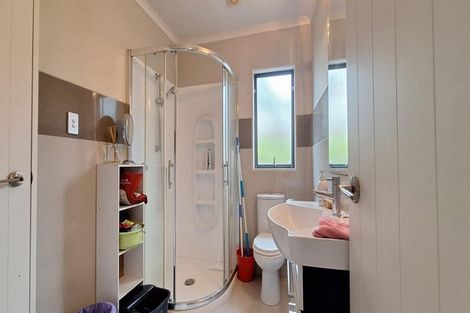 Photo of property in 34 Borneo Drive, Fairview Heights, Auckland, 0632