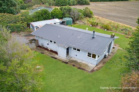 Photo of property in 54 Kuku Beach Road, Kuku, Levin, 5570