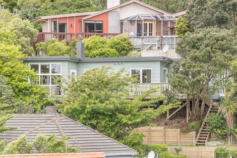 Photo of property in 4 Cardrona Way, Karori, Wellington, 6012