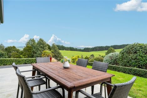 Photo of property in 42c Kaipara View Road, Helensville, 0875