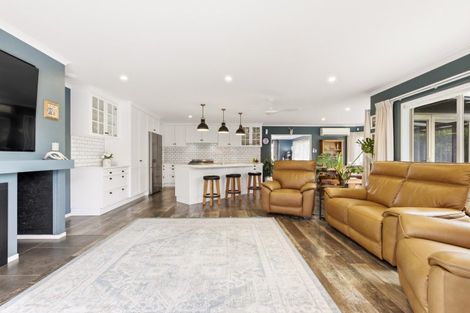 Photo of property in 11 Carpentras Way, Nukuhau, Taupo, 3330